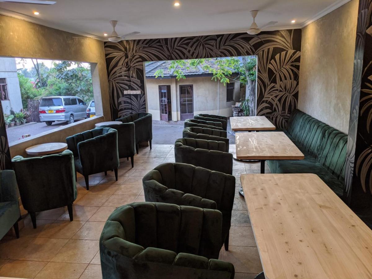 White House Of Tanzania Hostel Arusha Ngoại thất bức ảnh